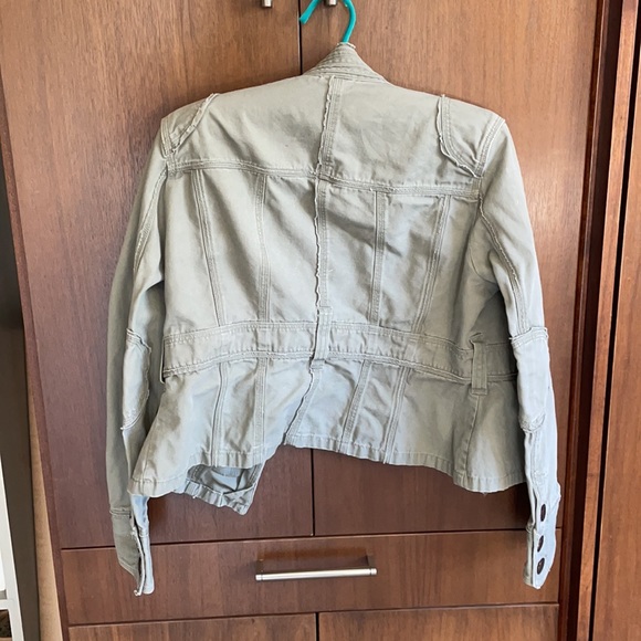 There will be No Boundaries Army like Pea Coat Jacket!! Super cooolllliiiooooo - Picture 2 of 4